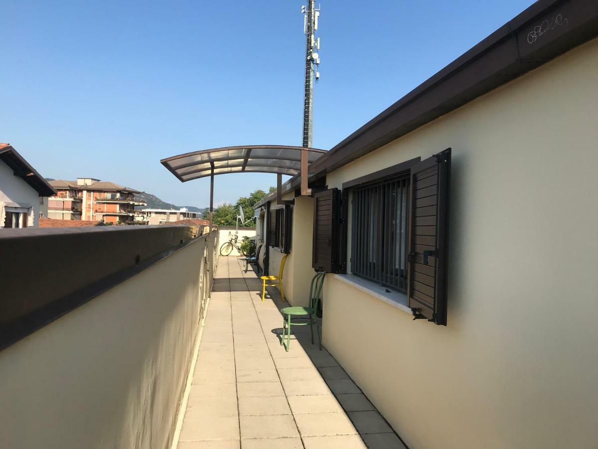 Apartamento Mansardine Metropolitane Brescia Exterior foto